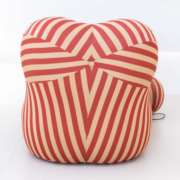 Rosa Embrace Lounge Chair
