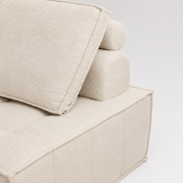 Alessia Lounge Chair – Flat Boucle