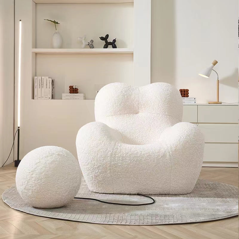 Rosa Embrace Lounge Chair