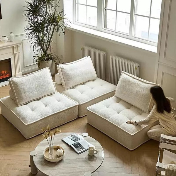 Alessia Lounge Chair – Flat Boucle