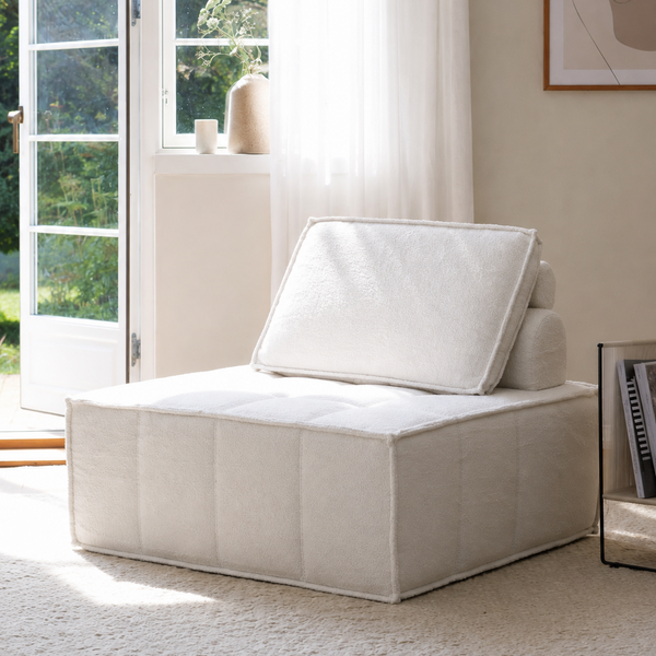 Alessia Lounge Chair – Flat Boucle